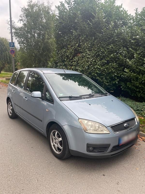 Blau Gebraucht 2006 Ford Focus Kombi | 3.000 € (Fairer Preis) - Bild 1/4