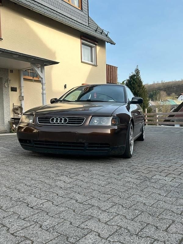 Gebraucht Audi A3 Performance 125 PS (91 kW) 1998 Braun Kleinwagen