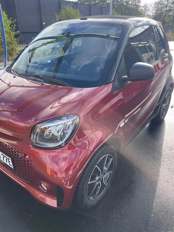 Schwarz Gebraucht 2023 Smart ForTwo Electric Drive Cabrio | 14.850 € (Guter Preis) - Bild 1/4