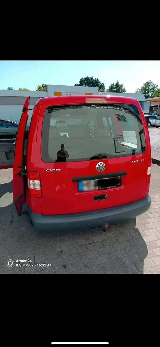 Gebraucht VW Caddy 102 PS (75 kW) 2008 Rot Van / Kleinbus
