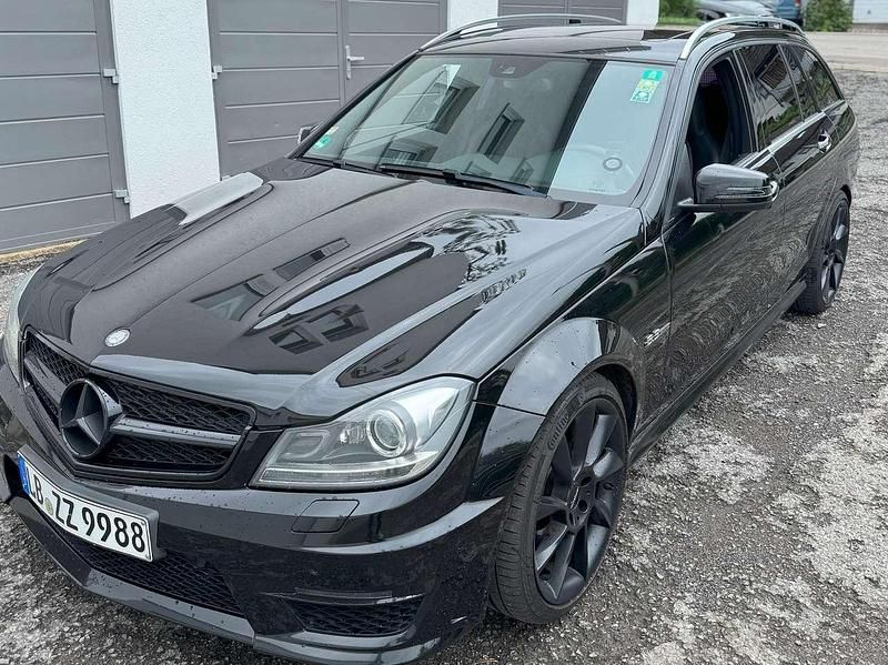 Schwarz Gebraucht 2014 Mercedes C63 AMG AMG Kombi | 34.500 € (Superpreis) - Bild 1/4