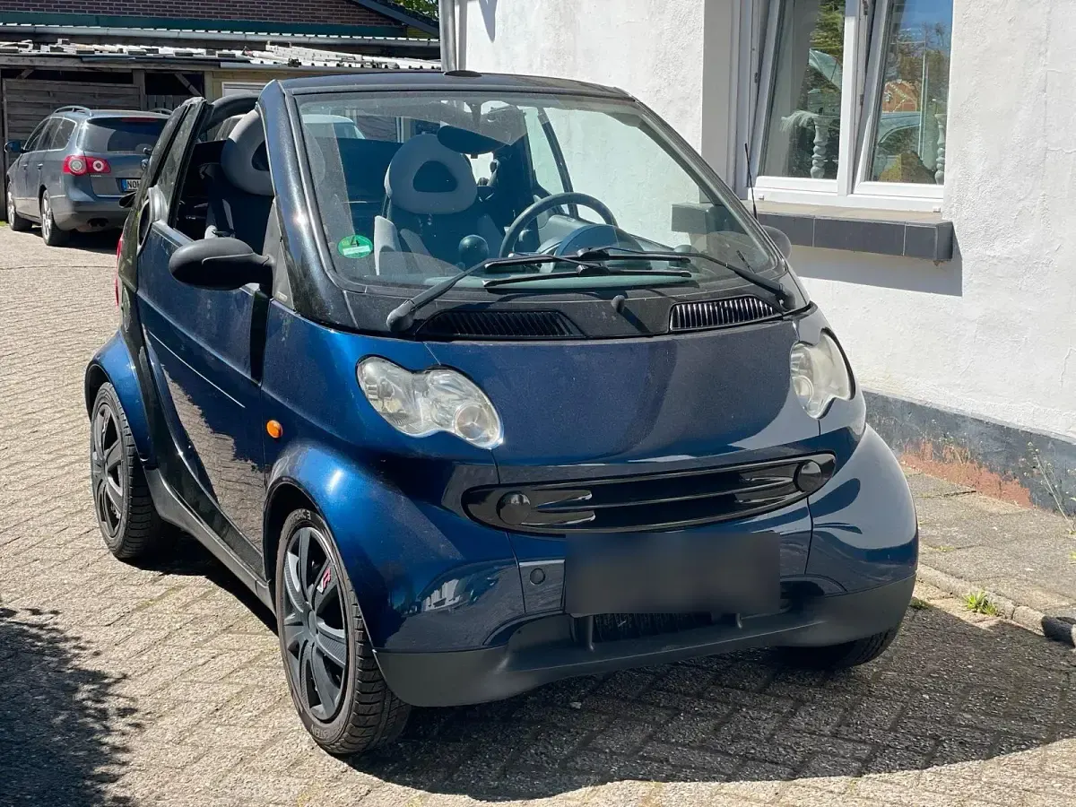 Używany Smart ForTwo Cabrio 61 KM (44 kW) 2003 Niebieski Kabriolet