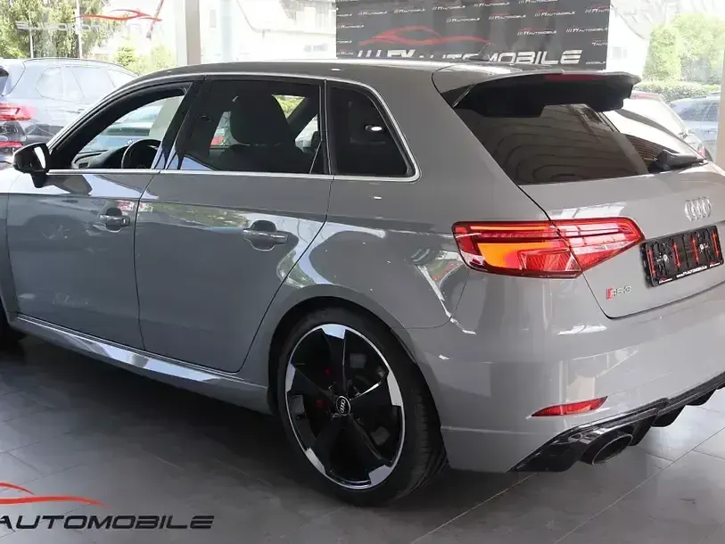 Gebraucht Audi RS3 Sport 400 PS (294 kW) 2017 Grau Limousine