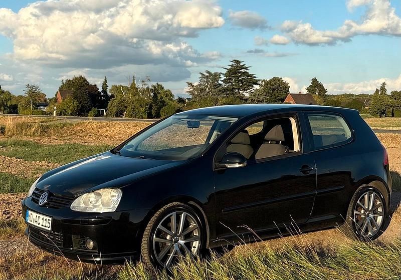 Schwarz Gebraucht 2007 VW Golf V Coupé | 3.500 € (Fairer Preis) - Bild 1/4