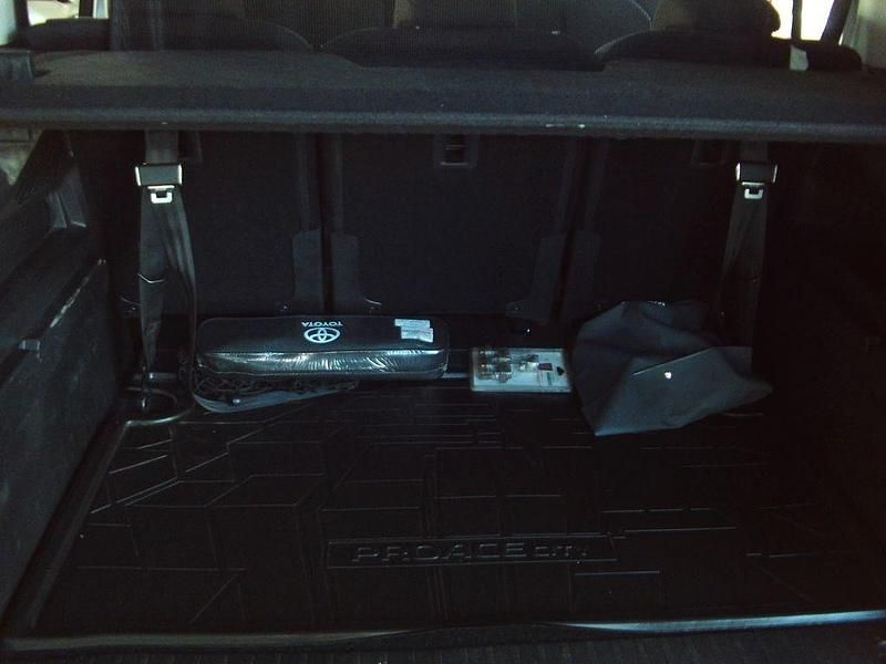 Gebraucht Toyota Proace Verso City 131 PS (96 kW) 2020 Grau Kombi