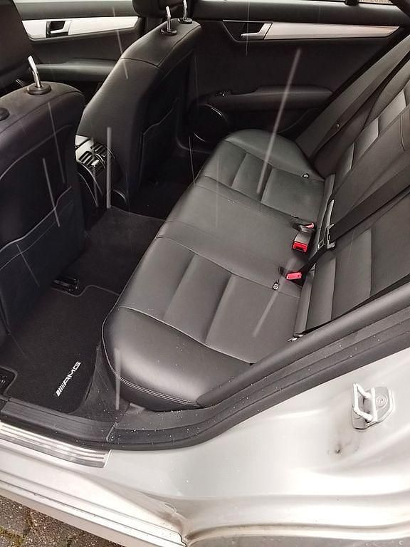 Gebraucht Mercedes C250 204 PS (150 kW) 2013 Silber Limousine