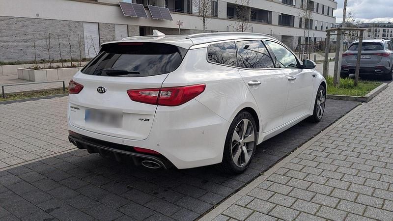 Gebraucht Kia Optima GT-Line 141 PS (103 kW) 2017 Weiß Kombi