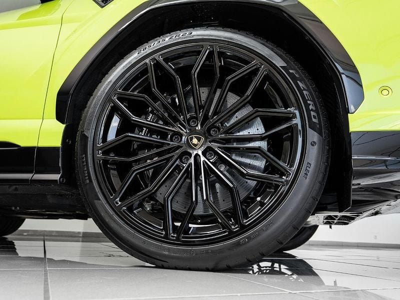 Neu Lamborghini Urus 799 PS (587 kW) 2025 Grün SUV