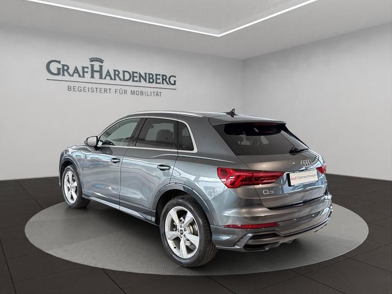 Gebraucht Audi Q3 Ambiente 245 PS (180 kW) 2021 Daytonagrau perleffekt SUV