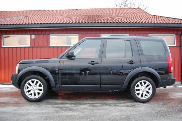Gebraucht Land Rover Discovery 3 HSE 190 PS (139 kW) 2008 Schwarz metallic SUV