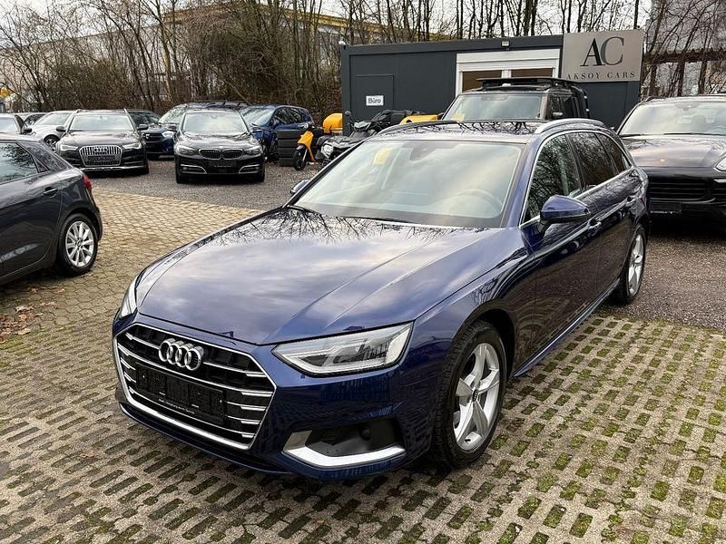 Navarrablau Gebraucht 2021 Audi A4 Advanced Kombi | 17.999 € (Fairer Preis) - Bild 1/4