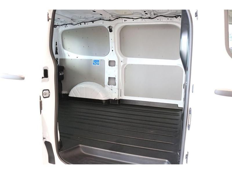 Gebraucht Ford Transit Custom 136 PS (100 kW) 2024 Weiß Van / Kleinbus