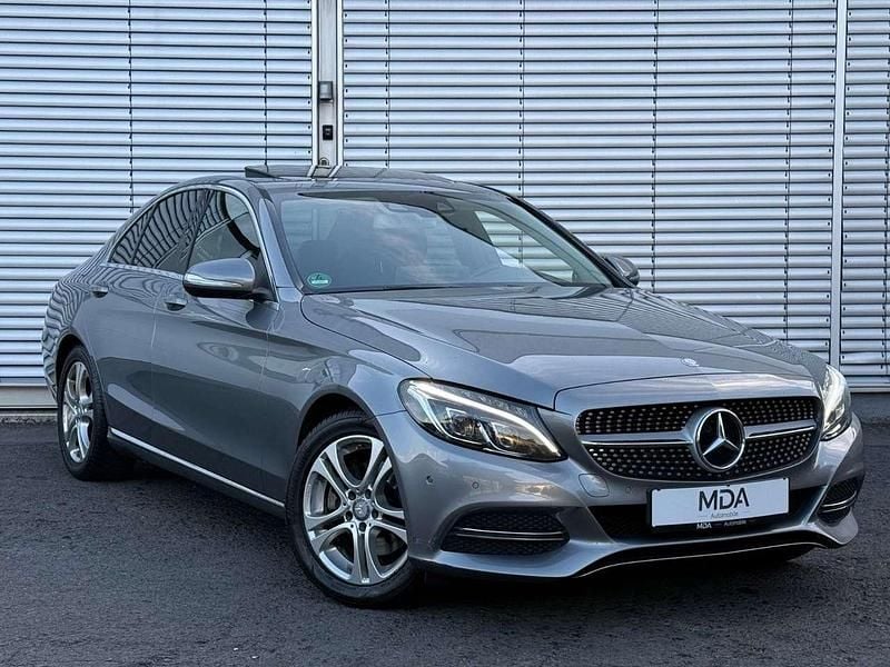 Silber Gebraucht 2014 Mercedes C200 Limousine | 12.850 € (Guter Preis) - Bild 1/4
