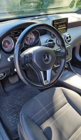 Gebraucht Mercedes GLA200 Sport 156 PS (114 kW) 2015 Schwarz metallic SUV