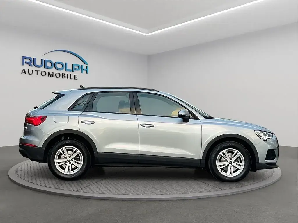 Gebraucht Audi Q3 Sport 150 PS (110 kW) 2022 Silber SUV