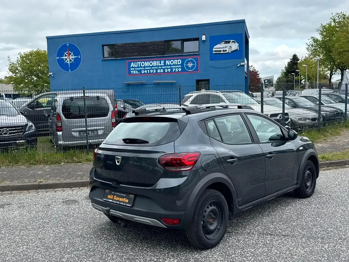 Gebraucht Dacia Sandero Stepway 91 PS (66 kW) 2021 Grau SUV