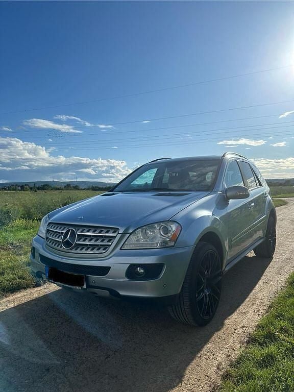 Gebraucht Mercedes ML350 272 PS (200 kW) 2008 Blau SUV