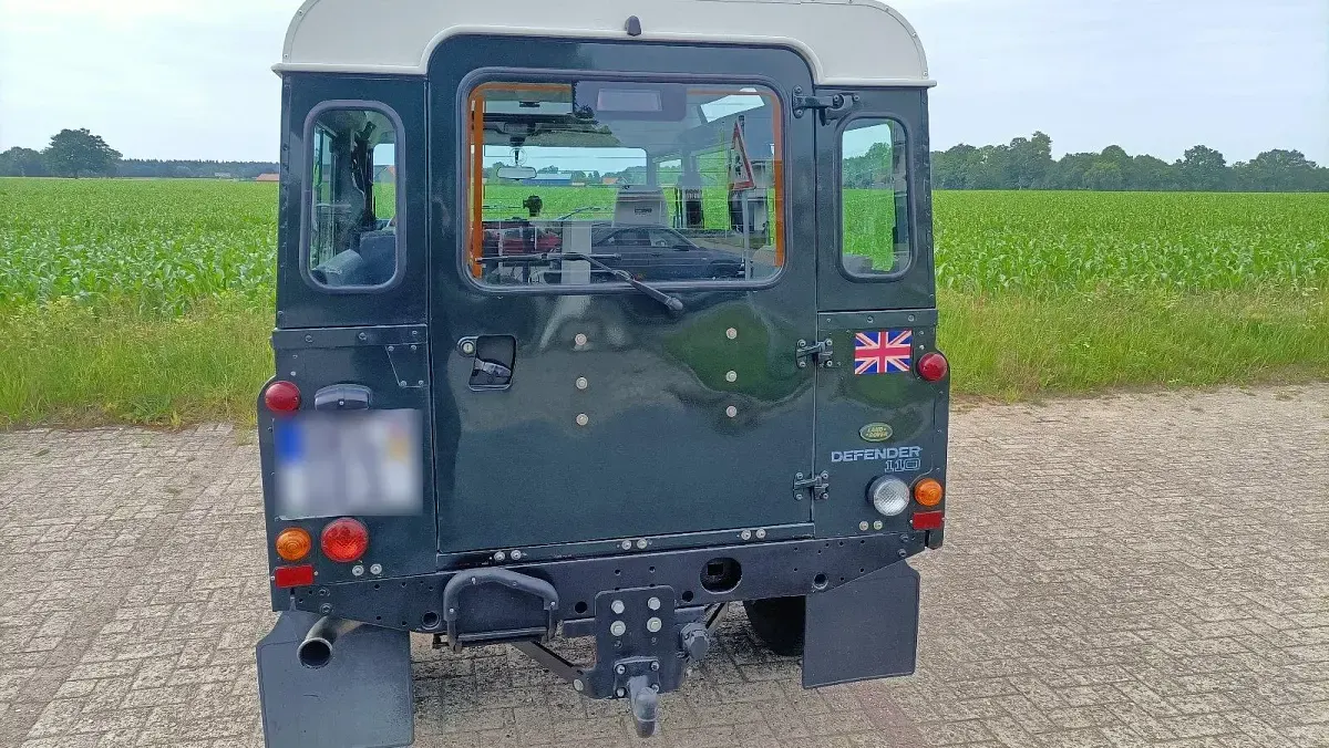 Gebraucht Land Rover Defender S 122 PS (89 kW) 2002 Grün SUV