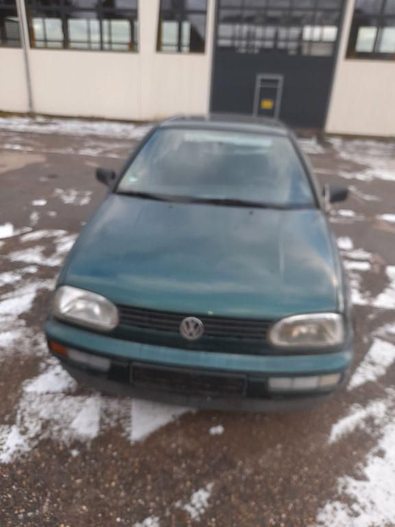 Gebraucht VW Golf III 60 PS (44 kW) 1997 Grün Limousine
