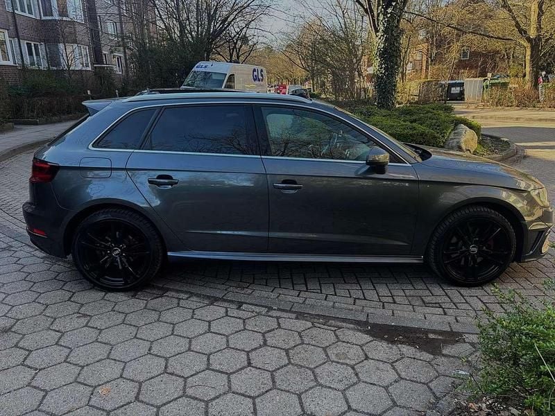 Gebraucht Audi A3 e-tron S-Line 150 PS (110 kW) 2015 Daytonagrau perleffekt Kleinwagen