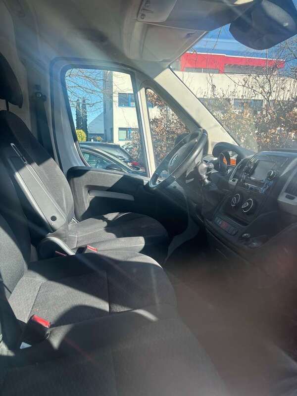 Weiß Gebraucht 2021 Opel Movano Selection Van | 23.000 € (Fairer Preis) - Bild 1/4