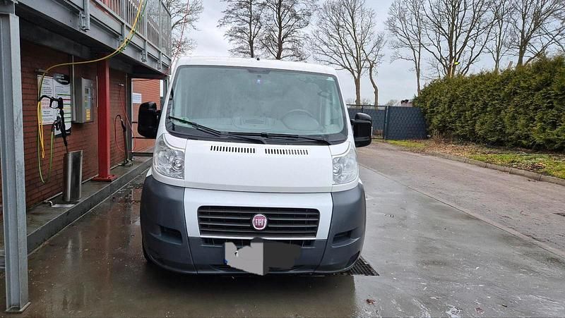 Weiß Gebraucht 2009 Fiat Ducato Van | 5.400 € (Guter Preis) - Bild 1/4