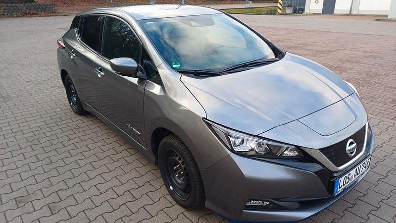 Gebraucht Nissan Leaf Tekna 160 kW (218 PS) 2021 Grau Kleinwagen