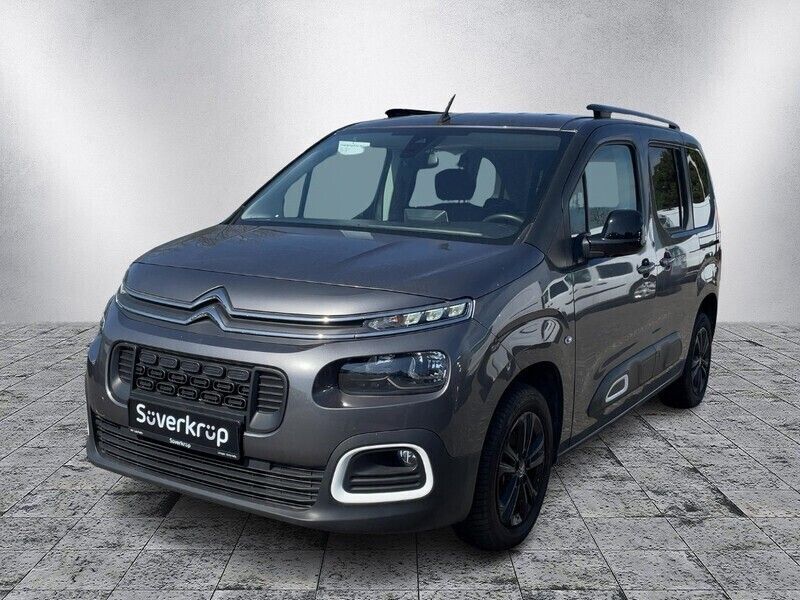 Grau Gebraucht 2022 Citroën Berlingo Shine Van / Kleinbus | 23.980 € (Fairer Preis) - Bild 1/4