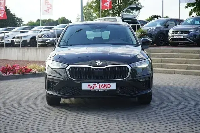 Neu Skoda Scala 116 PS (85 kW) 2026 Schwarz Kleinwagen