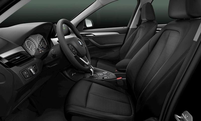 Gebraucht BMW X1 Advantage 140 PS (102 kW) 2019 Schwarz SUV