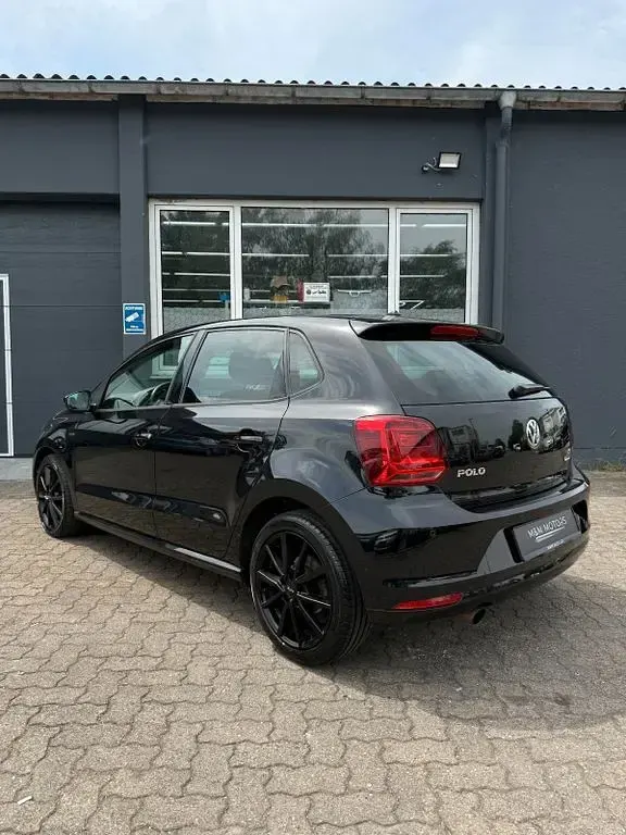 Gebraucht VW Polo LOUNGE 110 PS (80 kW) 2016 Schwarz Limousine