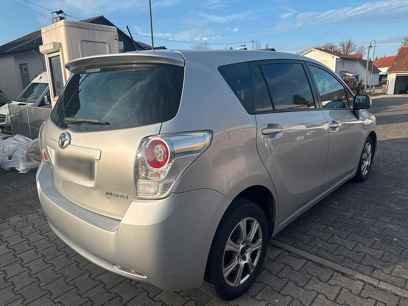 Gebraucht Toyota Verso 126 PS (92 kW) 2012 Van / Kleinbus