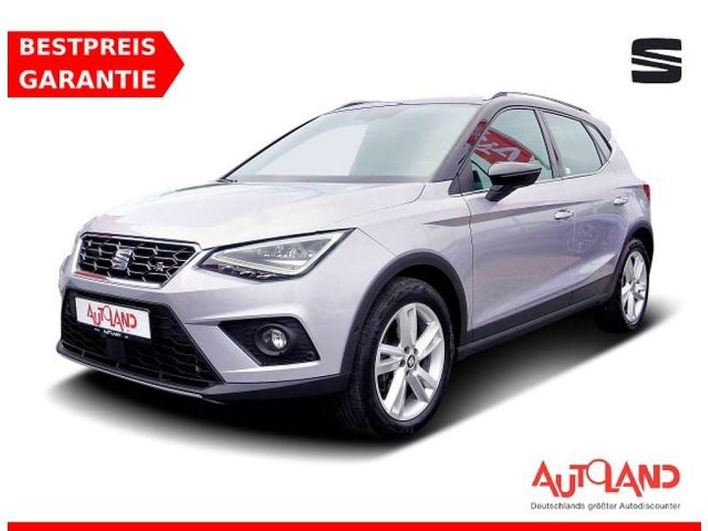 Silber Gebraucht 2020 Seat Arona FR SUV | 22.490 € (Etwas zu teuer) - Bild 1/4