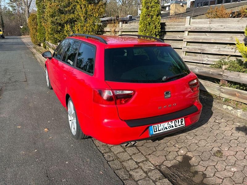 Gebraucht Seat Exeo 143 PS (105 kW) 2011 Rot Kombi