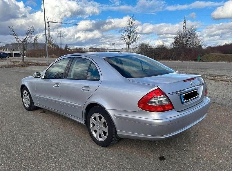 Gebraucht Mercedes 230 204 PS (150 kW) 2007 Silber Limousine