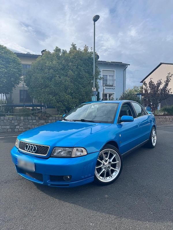 Blau Gebraucht 1997 Audi A4 S-Line Limousine | 950 € (Superpreis) - Bild 1/4