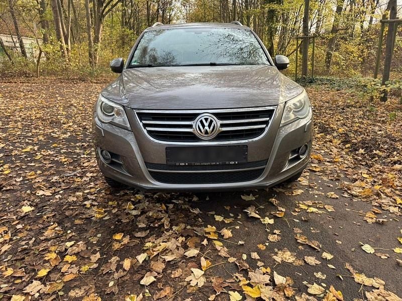 Beige Gebraucht 2009 VW Tiguan Sportline SUV | 4.500 € (Superpreis) - Bild 1/4