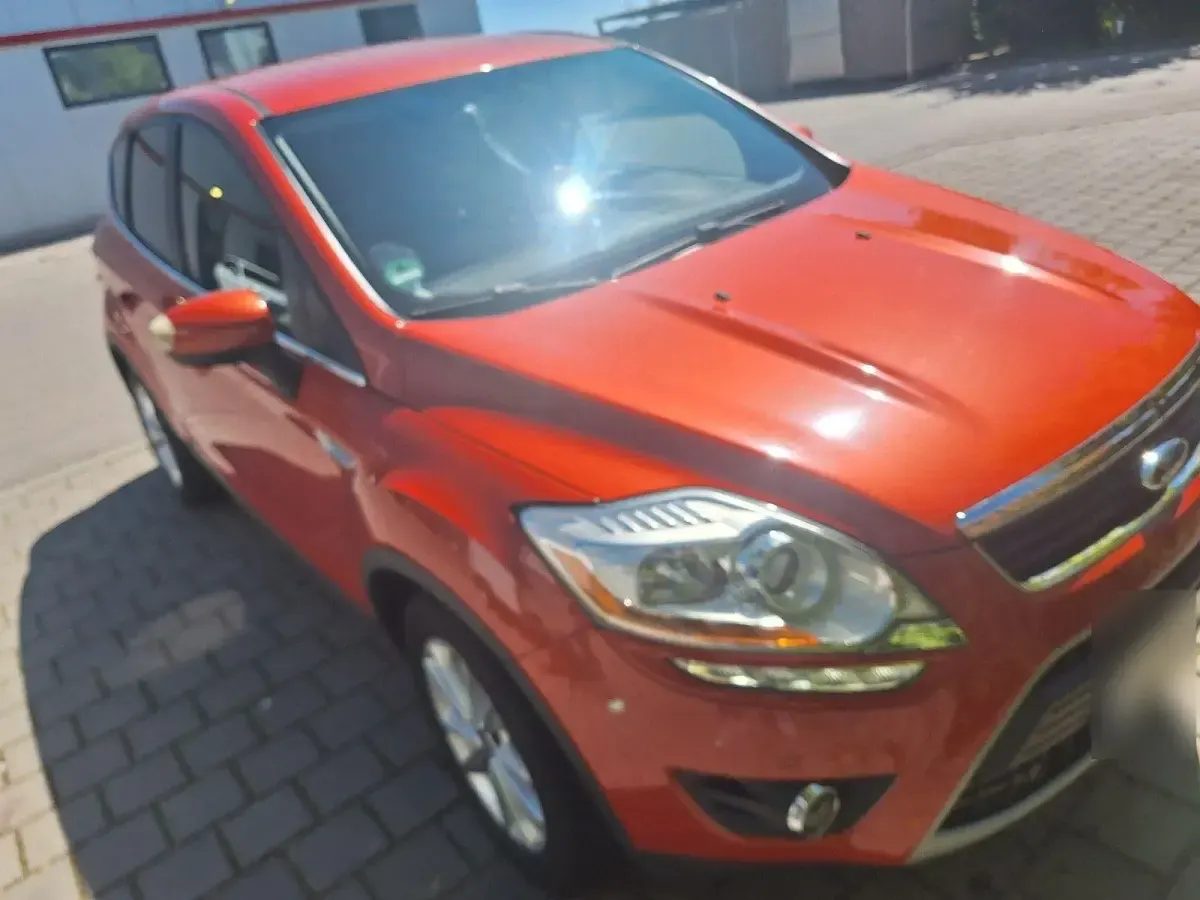 Gebraucht Ford Kuga Titanium 140 PS (102 kW) 2012 Schwarz SUV