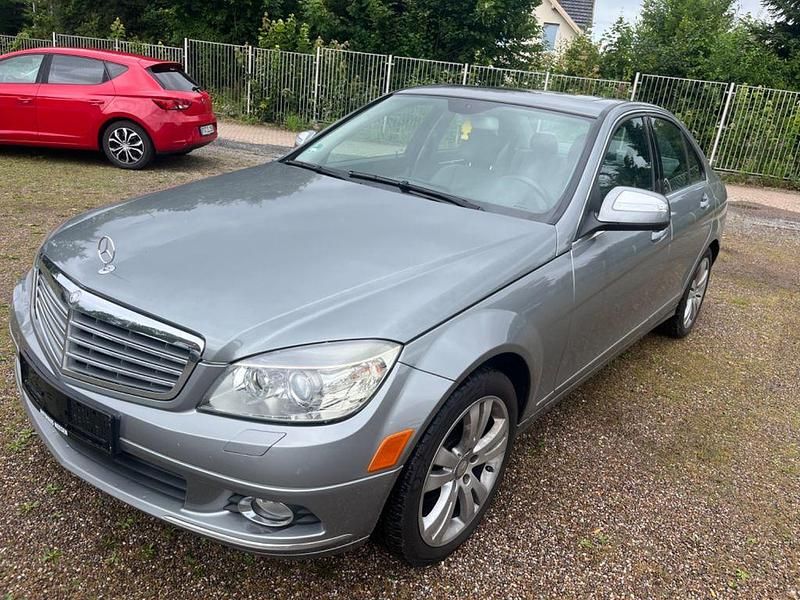 Silber Gebraucht 2007 Mercedes C300 Limousine | 7.299 € (Superpreis) - Bild 1/4