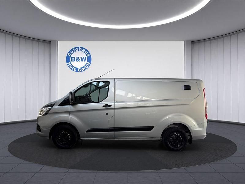 Gebraucht Ford Transit Custom 131 PS (96 kW) 2022 Silber Van / Kleinbus