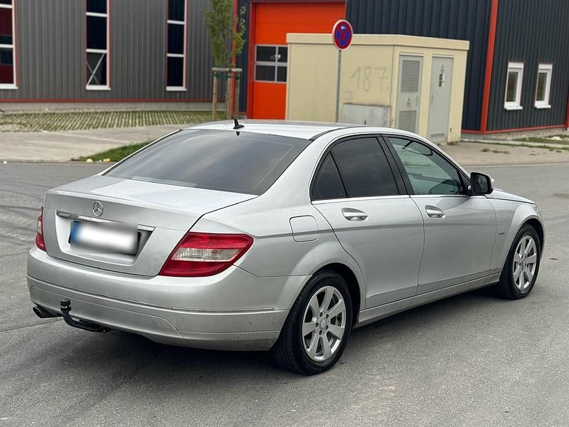 Gebraucht Mercedes C220 170 PS (125 kW) 2007 Silber Limousine