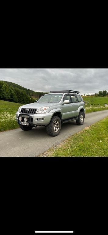 Silber Gebraucht 2005 Toyota Land Cruiser SUV | 14.990 € (Fairer Preis) - Bild 1/2
