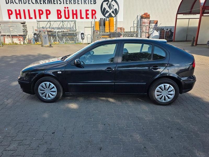 Second-hand Seat Leon 105 CP (77 kW) 2004 Negru Hatchback