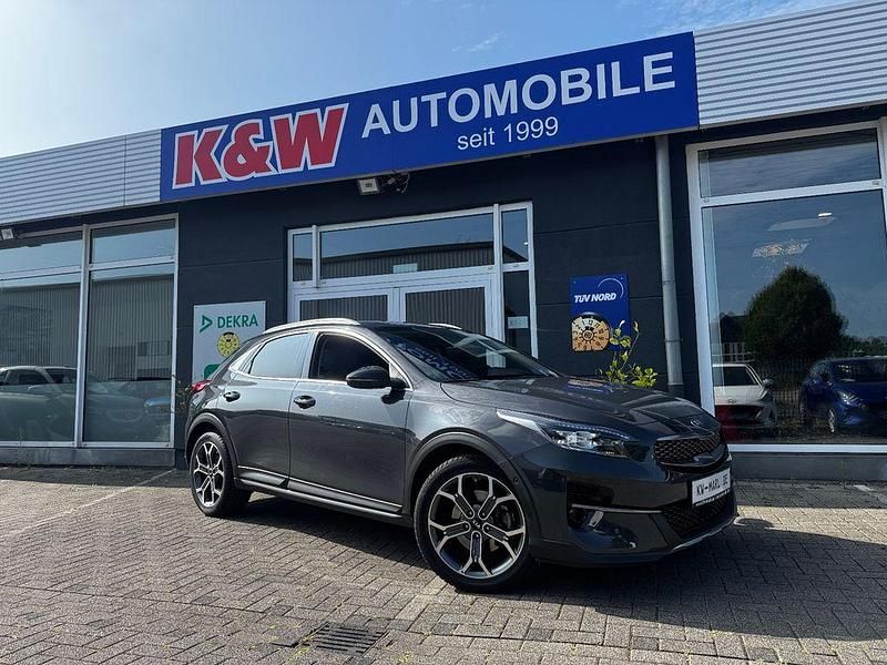 Grau Gebraucht 2021 Kia XCeed Platinum Edition SUV | 22.990 € (Fairer Preis) - Bild 1/4