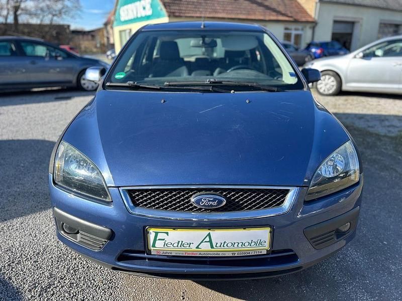 Gebraucht Ford Focus 116 PS (85 kW) 2005 Blau Kombi