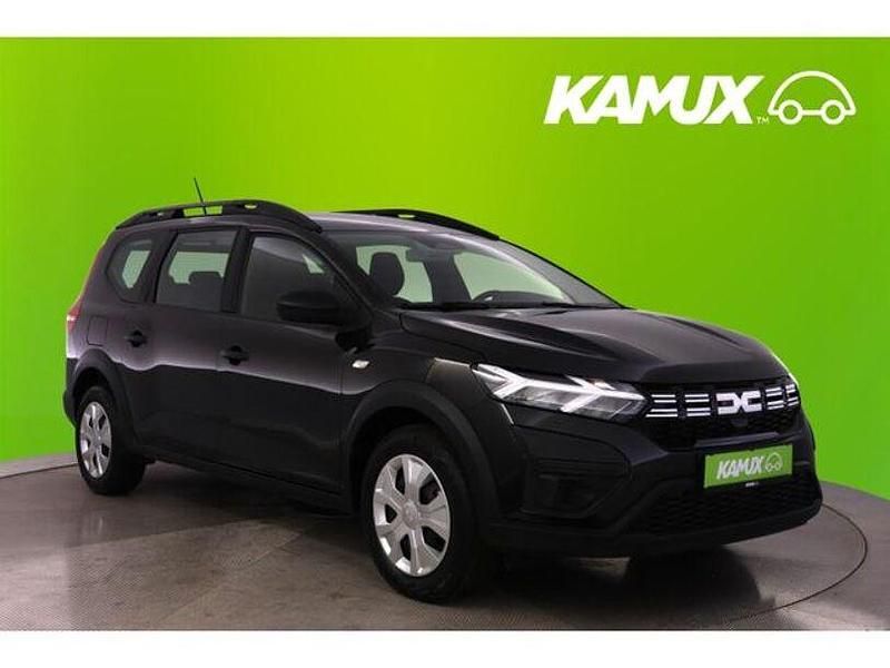 Schwarz Gebraucht 2024 Dacia Jogger Essentiel Van / Kleinbus | 17.690 € (Guter Preis) - Bild 1/3