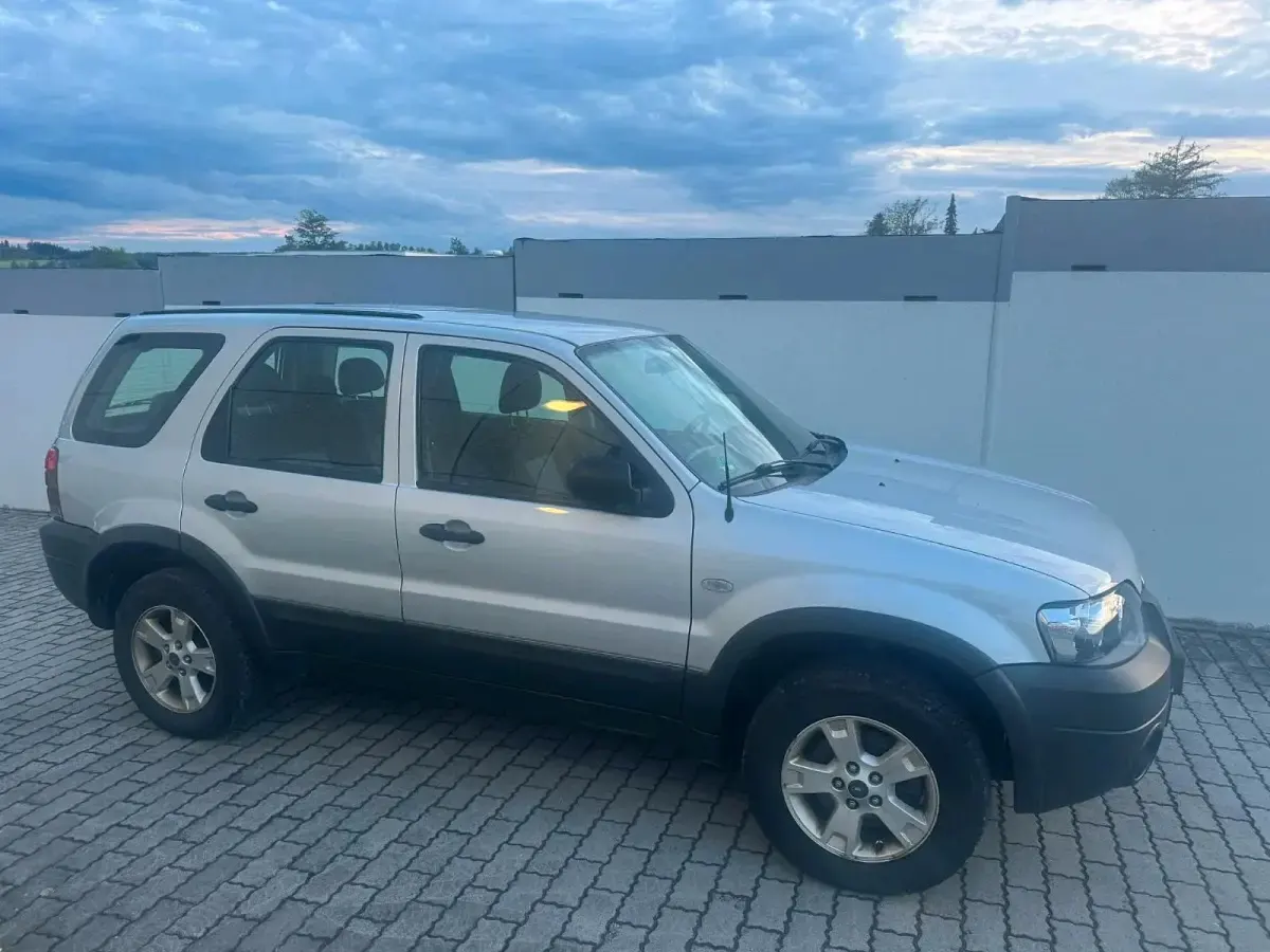 Gebraucht Ford Maverick 150 PS (110 kW) 2005 Silber SUV