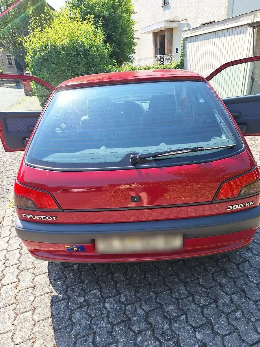 Gebraucht Peugeot 306 75 PS (55 kW) 1994 Rot Limousine
