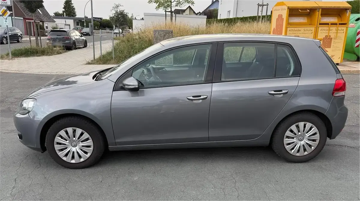 Gebraucht VW Golf VI 80 PS (58 kW) 2009 Grau Limousine
