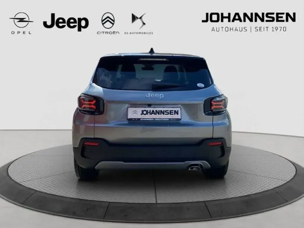 Gebraucht Jeep Avenger Summit 110 PS (80 kW) 2025 Grau / dach schwarz (metallic) SUV